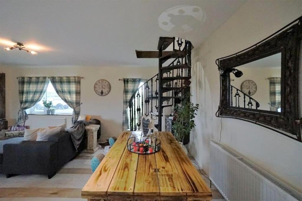 The Gate House Villa Kirkistown Luaran gambar